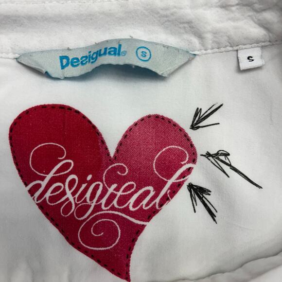 Desigual Graphic Long Sleeve Button Top White Multicolor Art Print – Size Small - Picture 4 of 6